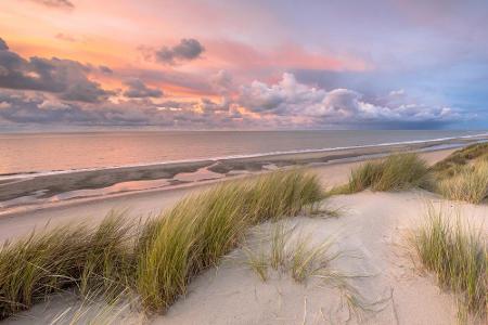 Wunderschön sind die Westfriesischen Inseln: Texel, Vlieland, Terschelling, Ameland, Schiermonnikoog und Rottumeroog haben a...