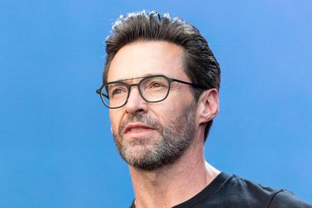 Hollywood-Star Hugh Jackman begann seine Karriere beim Film, spielte jedoch einige Musical-Rollen. 1995 wurde er für seine R...