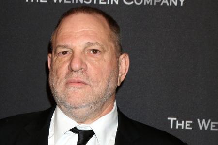 Harvey Weinstein wurde vor wenigen Wochen wegen Sexualverbrechen zu einer 23-jährigen Haftstrafe verdonnert. Er soll mit dem...
