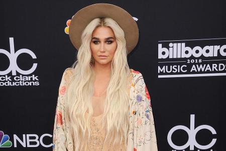 Sängerin Kesha (32) ist mal ein Geist erschienen. Allerdings hat sie sich nicht vor ihm gegruselt, sondern gleich mit ihm ge...