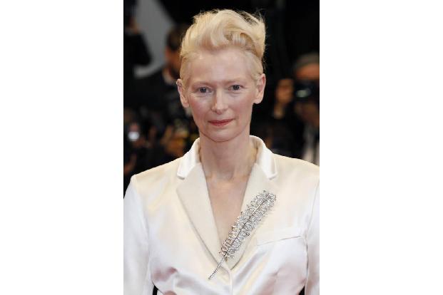 Schauspielerin Tilda Swinton ist eine direkter Nachfahrin von Robert the Bruce, des schottischen Königs, der sich im 14. Jah...