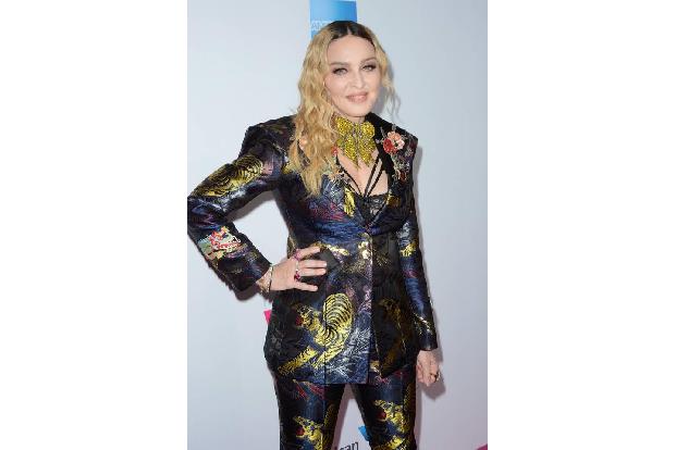 Aufgepasst: Madonna ist ein Nachfahre der französisch-kanadischen Madeleine Ernard. Damit ist die Pop-Queen Großcousine neun...