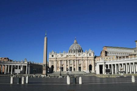 Der Petersplatz in Rom zählt eigentlich zu den Touristen-Attraktionen schlechthin. Doch wegen der Corona-Krise hat der Vatik...
