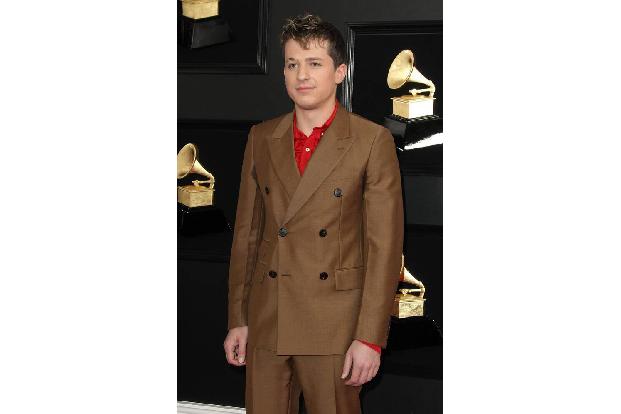 Sänger Charlie Puth geht derweil den umgekehrten Weg: Bevor es mit dem Lockdown ernst wurde, zog er wieder bei seinen Eltern...
