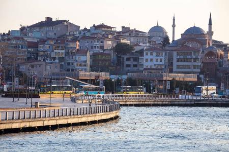 April 3, 2020, Istanbul, Turkey Citizens obeying the precau...