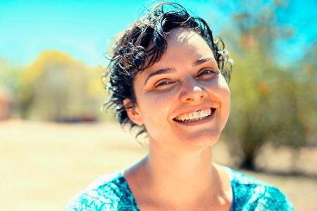 Vivien (38), genannt Viv, ist 2005 mit ihrem damaligen Freund nach Australien ausgewandert. Sie führt derzeit an den Wochene...