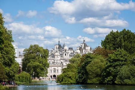 Der königliche Hyde Park in London gehört zu den bekanntesten und größten Stadtparks der Welt. Gemeinsam mit den Kensington ...