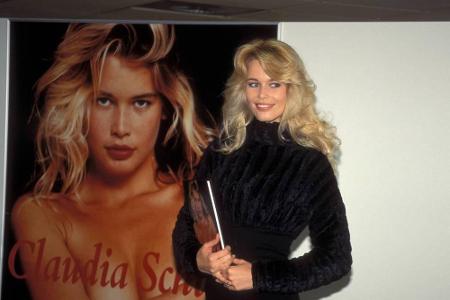 Claudia Schiffer 1995 bei der Präsentation ihres Buches 