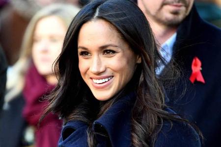 Alle lieben den Style von Meghan Markle: Dieser blaue Mantel des kanadischen Labels 