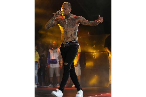 Dass Chris Brown schon mal Kaution hinterlegen musste, überrascht nicht unbedingt, schließlich sorgt sein tätlicher Angriff ...