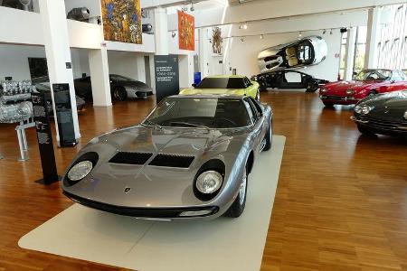Lamborghini Miura SV - Lamborghini Museum - Sant'Agata Bolognese