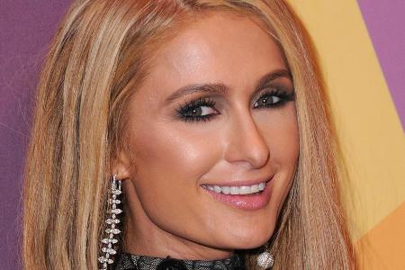 Paris Hilton hat sich für einen stylischen Long-Bob entschieden