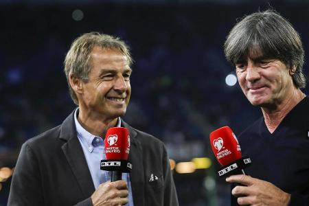 Auf einer Pressekonferenz, nachdem Joachim Löw als sein Nachfolger als Bundestrainer benannt wurde: 'Wir haben den Wohnsitzw...