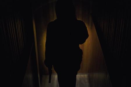 Was ist los mit Grace (Riley Keough) und was hat sie vor?