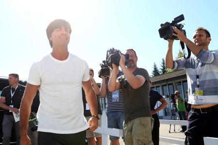 Vor knapp 12 Jahren wurde Joachim Löw als neuer Bundestrainer vorgestellt. Eine wahre Erfolgsstory begann. Selbst ein histor...