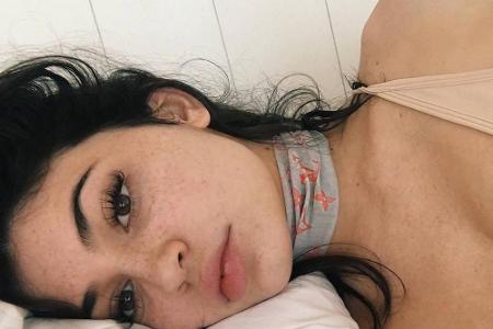 Seltener Anblick: Kylie Jenner ist eigentlich für ihr perfektes Make-up bekannt - sie verdient mit Kylie Cosmetics jährlich ...
