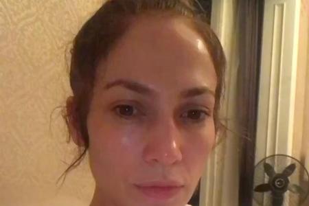 So sieht Sängerin und Schauspielerin Jennifer Lopez vor einem Styling für ihre Show in Las Vegas aus.