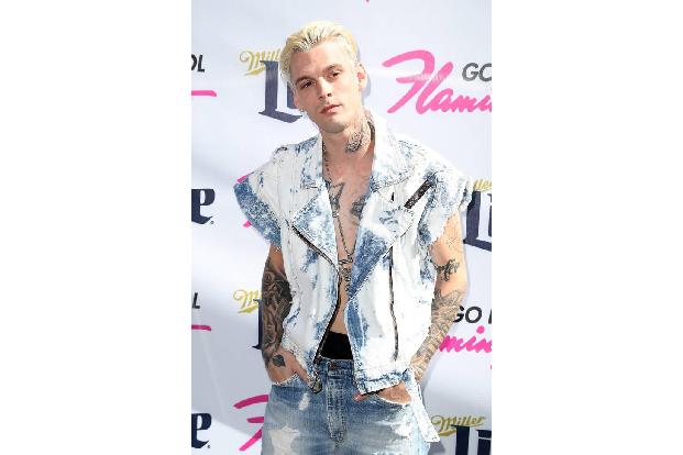 ...hatte erst vor Kurzem auch Aaron Carter. Mit 12 war er sich seiner Neigung bewusst und ein paar Jahre später war er dann ...