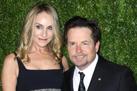 Michael J. Fox (56) und Tracy Pollan (67) sind skandalfrei seit 30 Jahren verheiratet. Ein erfrischendes Paar, das uns bitte...