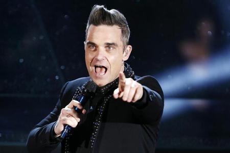 Aus Langeweile unterzog sich Robbie Williams in L.A. einer Haartransplantation. 