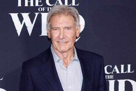 Harrison Ford ist nicht nur auf der Leinwand ein Held. Der Schauspieler hat auch im echten Leben Courage gezeigt und anderen... Harrison Ford ist nicht nur auf der Leinwand ein Held. Der Schauspieler hat auch im echten Leben Courage gezeigt und anderen...