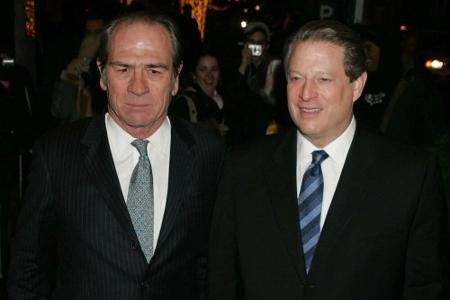 Tommy Lee Jones und Al Gore waren Zimmerkollegen während ihres Studiums an der Harvard Universität. Über das Zusammenleben s...