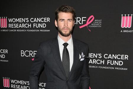 ...Liam Hemsworth (30) ist einen Zentimeter größer als sein älterer Bruder. Damit sind sie nicht die einzigen hochgewachsene...