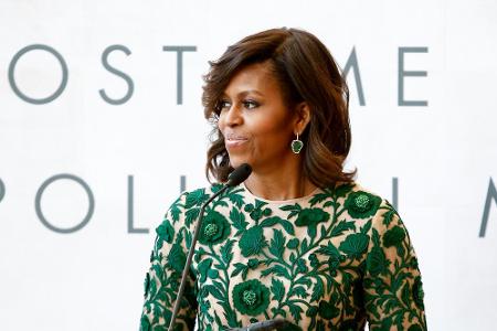 Die ehemalige First Lady Michelle Obama (56) ist in Amerika eine große Frau. Das liegt nicht nur an ihren stolzen 1,80 Metern.