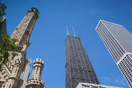 Platz 14: John Hancock Center, Chicago (457 Meter): Bürogebäude, Schwimmbad, Fitnesscenter - der Wolkenkratzer im US-Bundess...