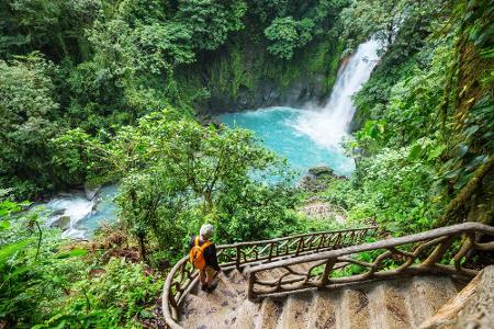 Surfen, Wandern oder den Dschungel bestaunen - in Costa Rica ist alles möglich. Hier kommen zehn Bilder, die für einen Urlau...
