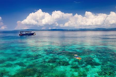 Nordöstlich von Java liegt die Insel Sulawesi. Hier finden vor allem Taucher ihr Glück. Denn der Unterwassernationalpark von...