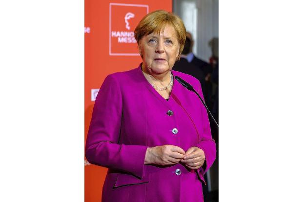 ...auch von Angela Merkel. Die Bundeskanzlerin schafft es gerade mal auf den achten Platz der Beliebten-Liste. Interessant: ...