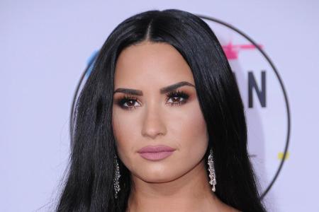 Erst kürzlich musste Demi Lovato (26) wegen einer Überdosis ins Krankenhaus eingeliefert werden. Dem 