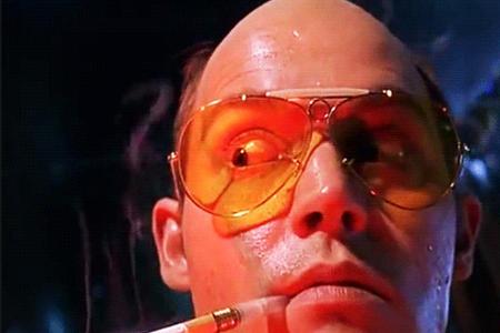 Apropos Halbglatze: die berühmteste trug 1998 Schmachti Johnny Depp in der Kult-Drogenkomödie 