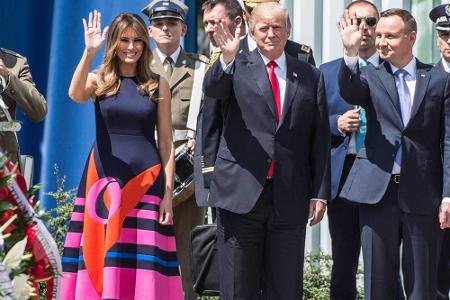 Bei einem Staatsbesuch im Juli 2017 in Polen war Melania Trump keinesfalls zu übersehen.