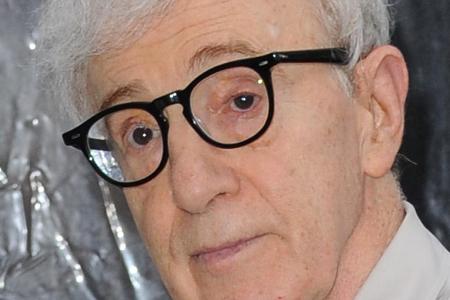 Woody Allen soll seine eigene Adoptivtochter missbraucht haben