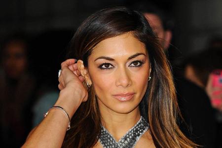 Sichtbare Tränensäcke und eingefallene Wangenknochen waren bei Nicole Scherzinger im Jahr 2015 noch deutlich zu erkennen.