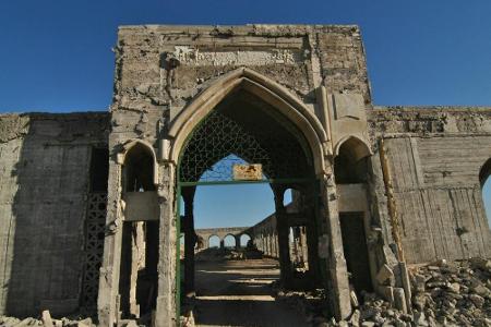 Die Prophet-Jona-Moschee war nur eines von vielen historischen Gebäuden, die vom Islamischen Staat 2014 gesprengt wurden. Da...