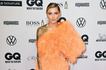 Sophia Thomalla (30) schoss 2019 wortwörtlich den Vogel ab. Sie trug zur Verleihung der GQ Men of the Year Awards ein orange...