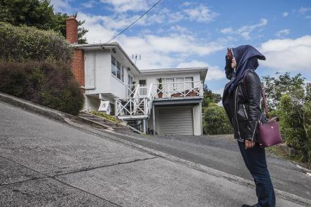 ...die Baldwin Street in Dunedin (Bild) musste den Titel der steilsten Straße der Welt 2019 an die Ffordd Pen Llech in Wales...
