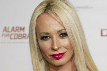 Cora Schumacher wird am zweiten Weihnachtsfeiertag 43. Möglicherweise gibt es für die Rennfahrerin und Ex-Frau von Ralf Schu...