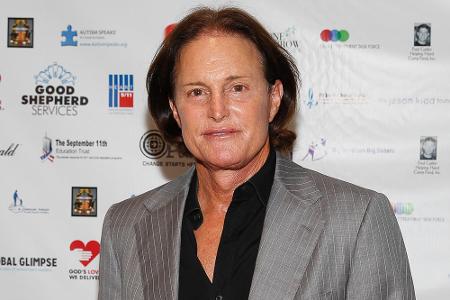 Nach außen ist Jenner 2013 noch ein Mann, aber im Inneren ist sie schon lange Caitlyn. Auch hier wirken die Züge deutlich ve...