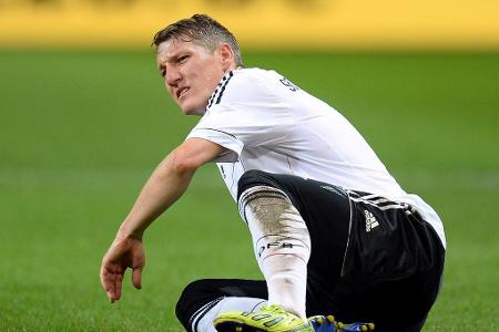 Die Qualifikation für die WM 2014 wurde geschafft. Schweinsteiger trug seinen Teil dazu bei, quälte sich aber fortan öfter m...