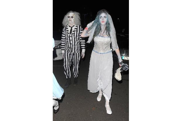 ...Sie einen Partner, der genauso begeistert von Halloween ist, wie Sie? Perfekt! Zu zweit kann man oft die besten Kostüme i...
