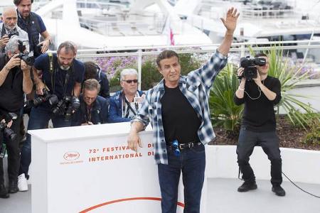 Da ist er, Sylvester Stallone in Cannes. Der Actionstar war natürlich nicht nur wegen des schönen Wetters nach Frankreich ge...