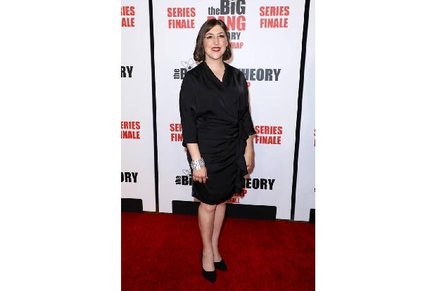 ...findet Sheldon seine große Liebe in Neurobiologin Dr. Amy Farrah Fowler, gespielt von Mayim Bialik. In der elften Staffel...