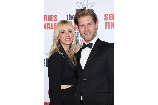 ...Penny Hofstadter, die von Kaley Cuoco gespielt wird. Bei der Finalparty im The Langham Huntington Hotel in Los Angeles ka...