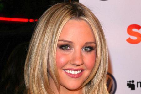 Ähnlich erging es Amanda Bynes (32). Der Kinderstar wurde mehrfach festgenommen, soll Drogen konsumiert haben und mit psychi...