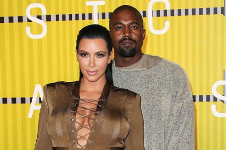 Bei Kim Kardashian (38) und Kanye West (41) hat der Storch schon zum vierten Mal angeklopft: Ihr Sohn kam am 10. Mai zur Wel...