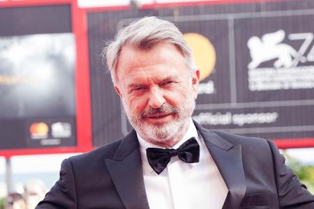Neill ist inzwischen sichtlich ergraut und war erst vor Kurzem im Familienfilm 